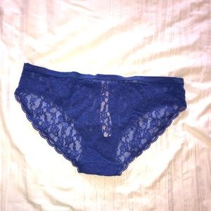 Victoria’s Secret Navy Panties - M